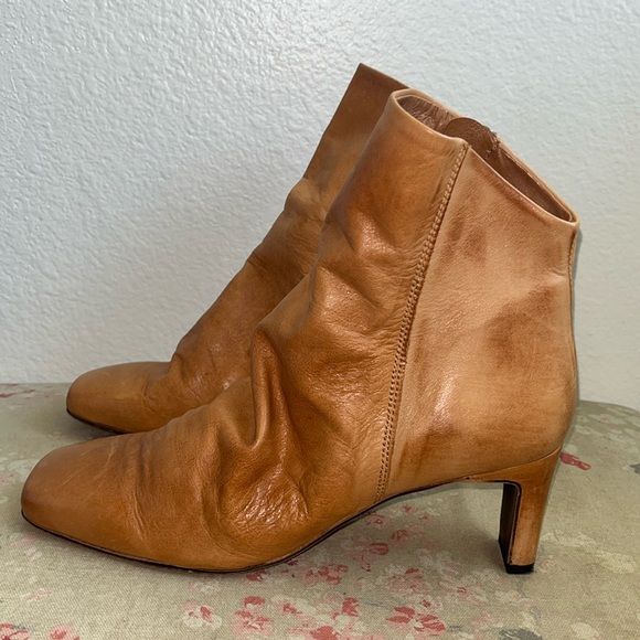 Free People Tan Soft Leather Ankle Zipper Mid Heel Boots, Size 7.5 (UK Size 40) - Picture 3 of 13